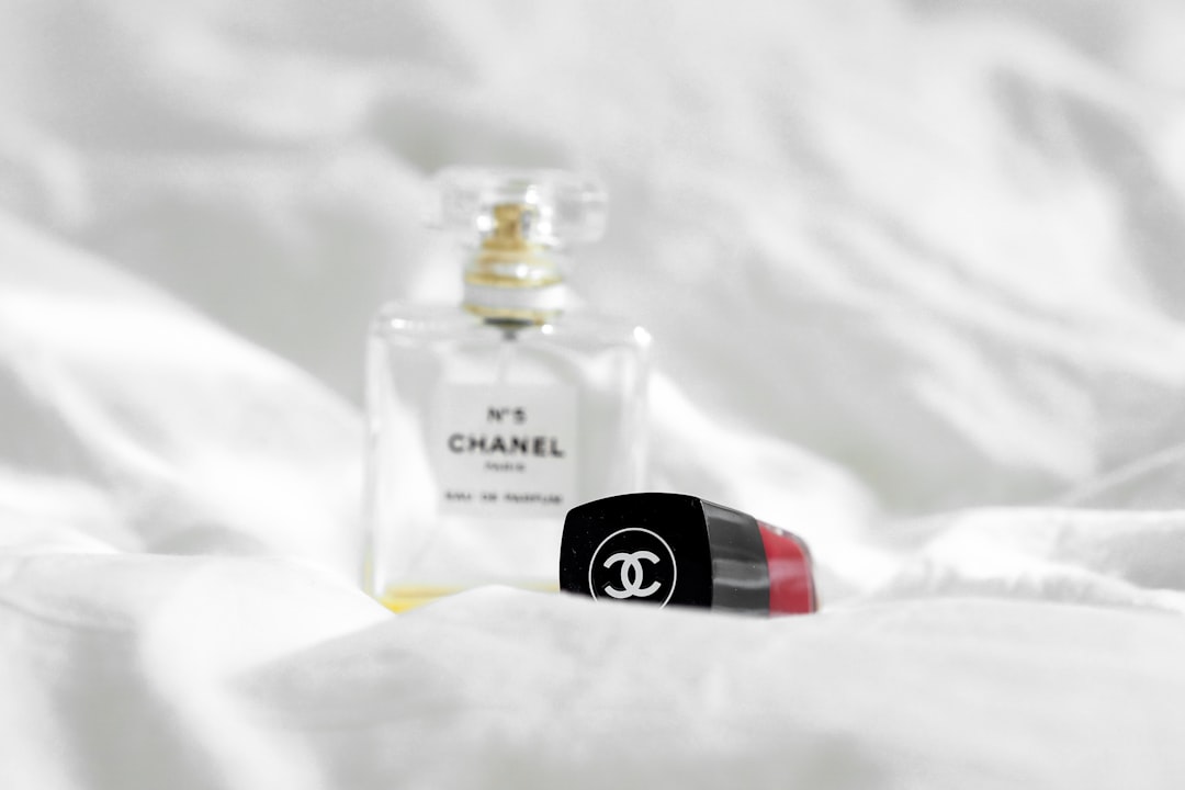 ドルガバ ライトブルー 似てる プチプラのイメージ画像