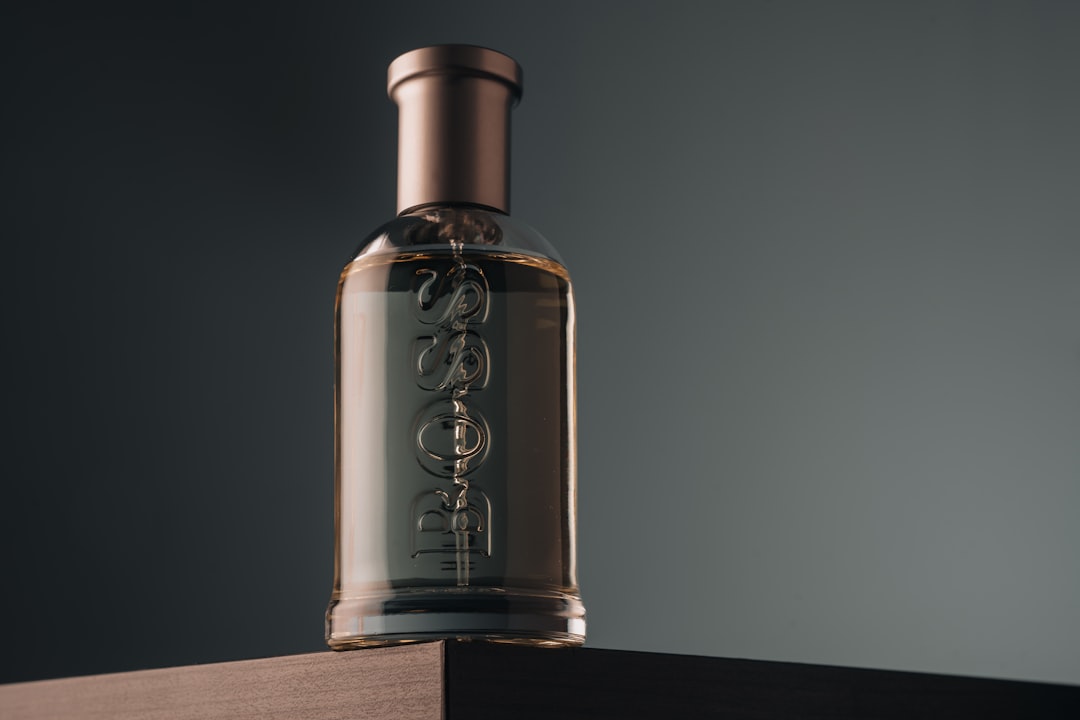 クリード アバントゥス 似てる プチプラ アバントゥスが「香水の皇帝」と呼ばれる理由のイメージ画像