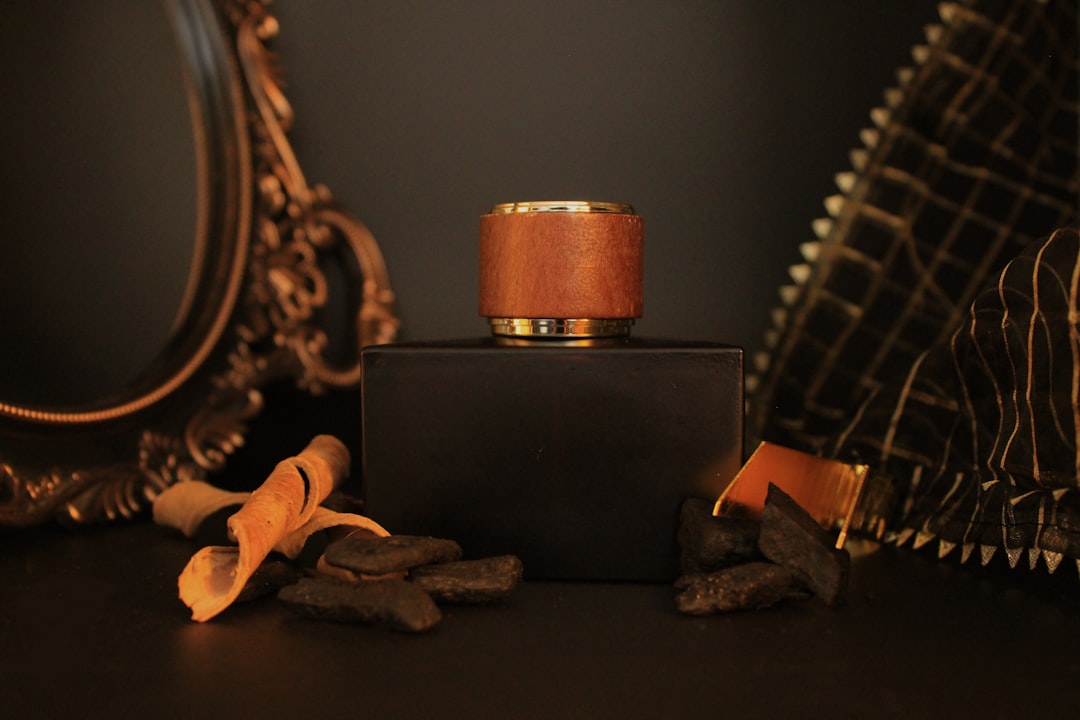 部屋 いい匂い 男 香りの予算配分と優先順位の考え方のイメージ画像